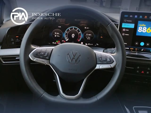 Volkswagen Golf DSG Style eHybrid