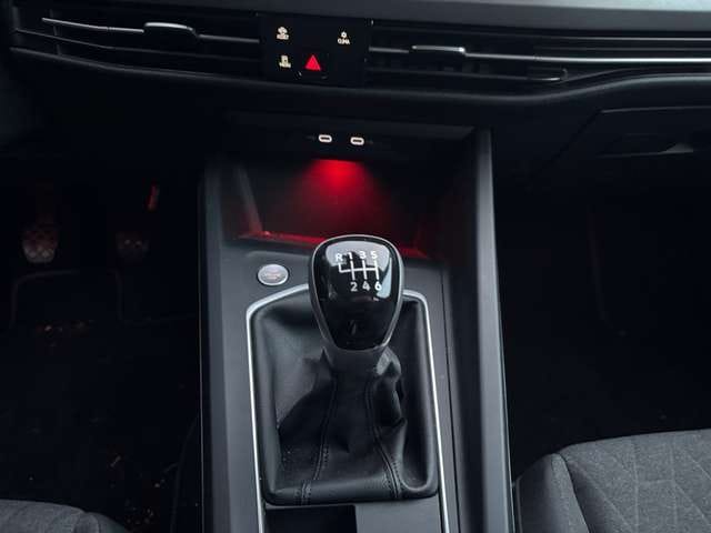 Volkswagen Golf Life Plus