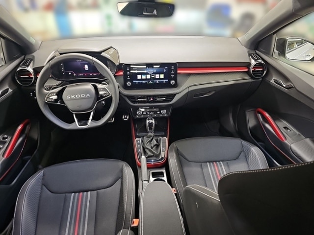 Skoda Fabia 1,0 TSI DSG LED PDC SHZ SMART-L