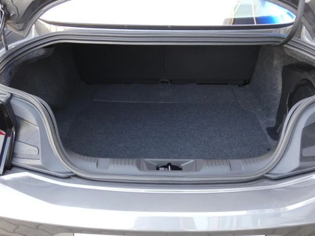 Ford Mustang Fastback GT 5.0 V8