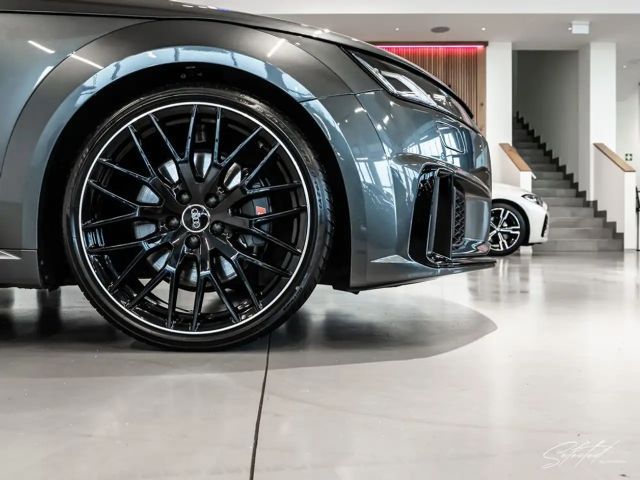 Audi TTS Cabriolet Quattro