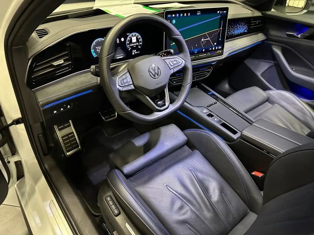 Volkswagen Passat 4Motion R-Line Variant