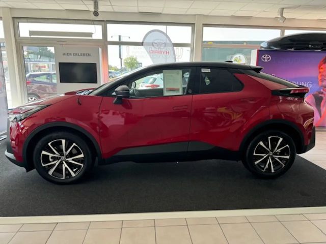 Toyota C-HR Hybride Plug-in Team D