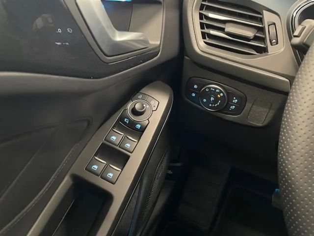 Ford Focus ST Line Wagon