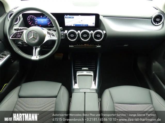 Mercedes-Benz B 180 Progressive Sedan