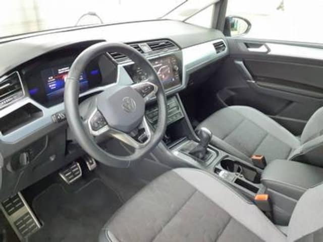 Volkswagen Touran 1.5 TSI DSG IQ.Drive