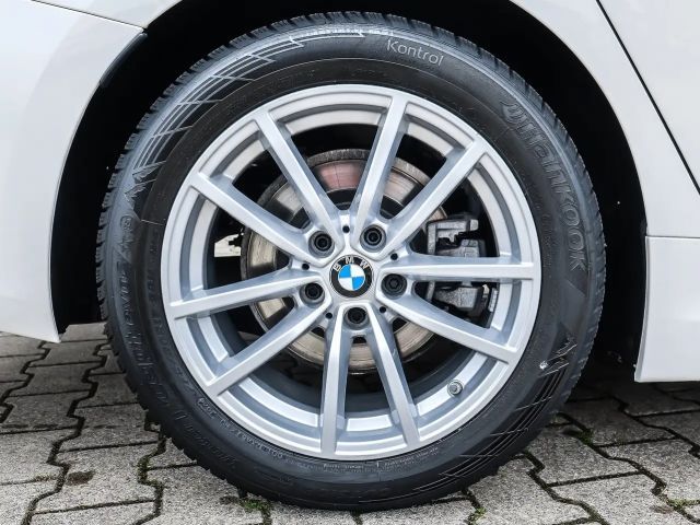 BMW 320 320d M-Sport Sedan xDrive