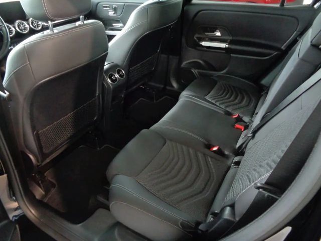 Mercedes-Benz GLB 220 4Matic,MEMORY,MULTIBEAM,360°,NP:62.505,-