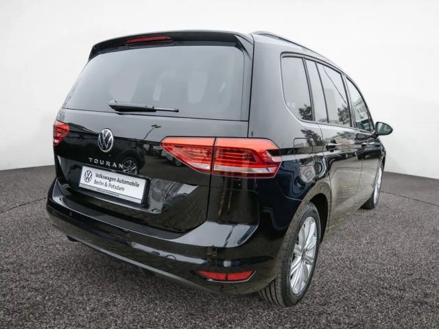 Volkswagen Touran 1.5 TSI DSG