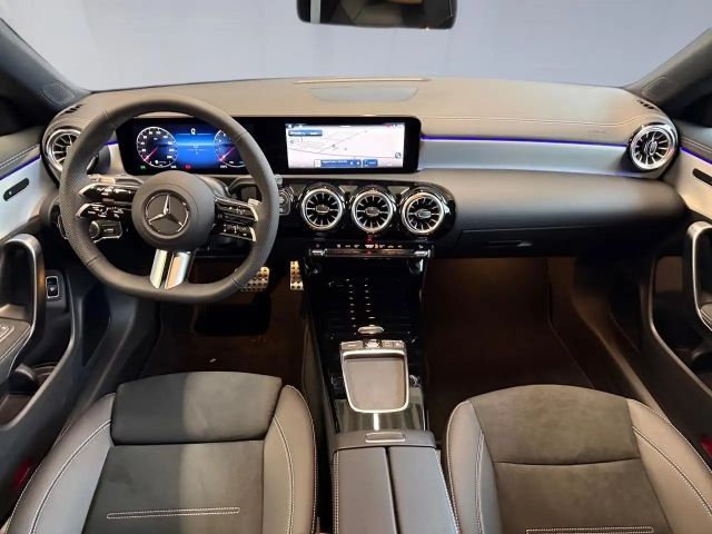 Mercedes-Benz CLA 180 AMG Line Shooting Brake