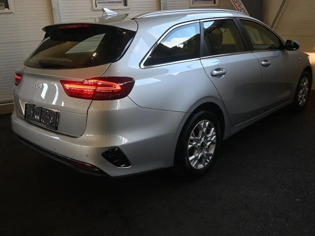 Kia Ceed CRDi SportWagon Vision