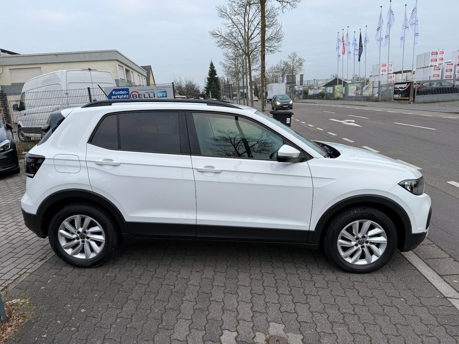 Volkswagen T-Cross Life