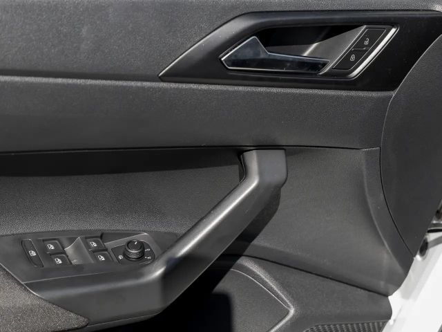 Volkswagen Taigo 1,0 l TSI 5-Gang-Schaltgetriebe LED APP-CONNECT...