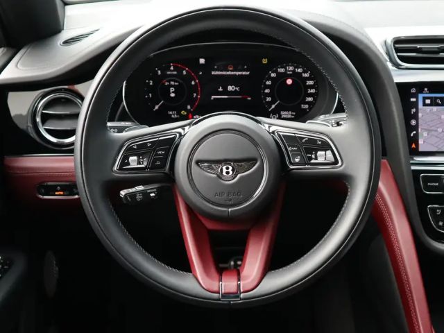 Bentley Bentayga V8