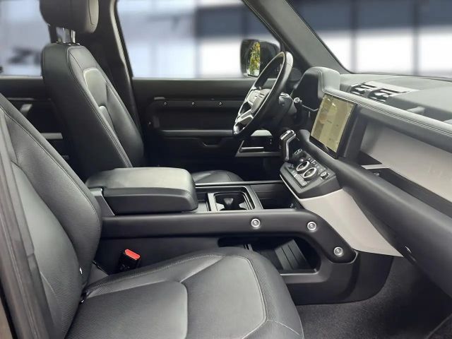 Land Rover Defender 110 D300 Dynamic HSE