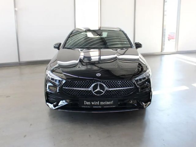 Mercedes-Benz A 200 AMG Line