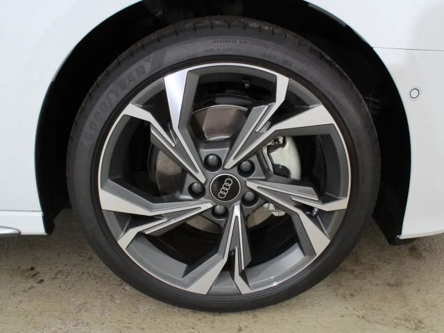 Audi A3 30 TFSI Sedan