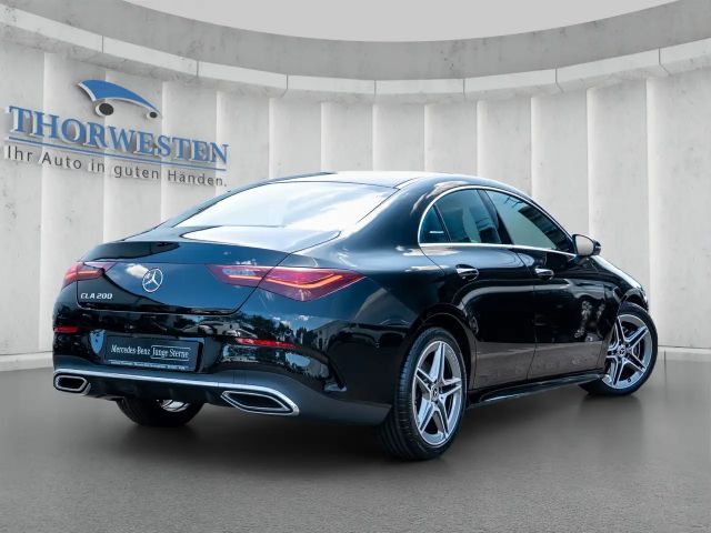 Mercedes-Benz CLA 200 AMG Line Coupé