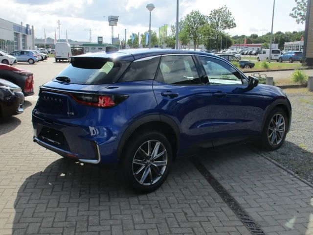 Lexus LBX Relax