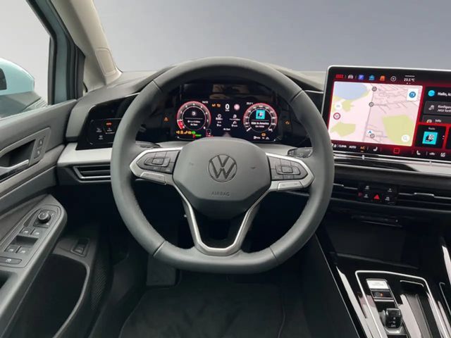 Volkswagen Golf Style Variant