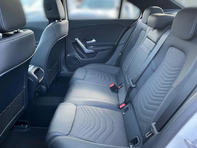 Mercedes-Benz A 180 Progressive