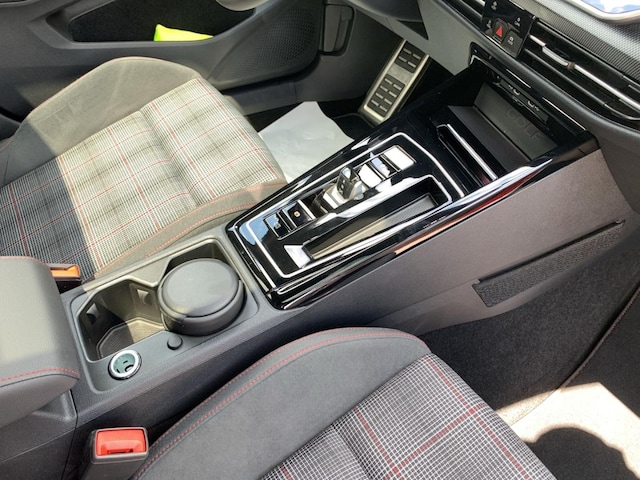 Volkswagen Golf Business GTI