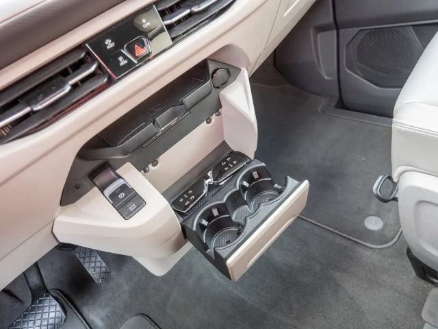 Volkswagen Multivan 2.0 TDI Lang Life T7