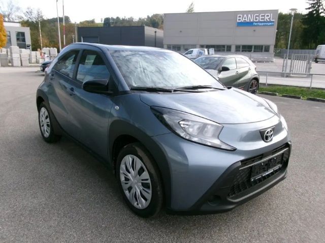 Toyota Aygo Hatchback Play VVT-i