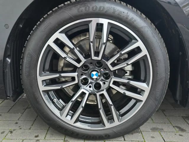 BMW 520 520i M-Sport Touring