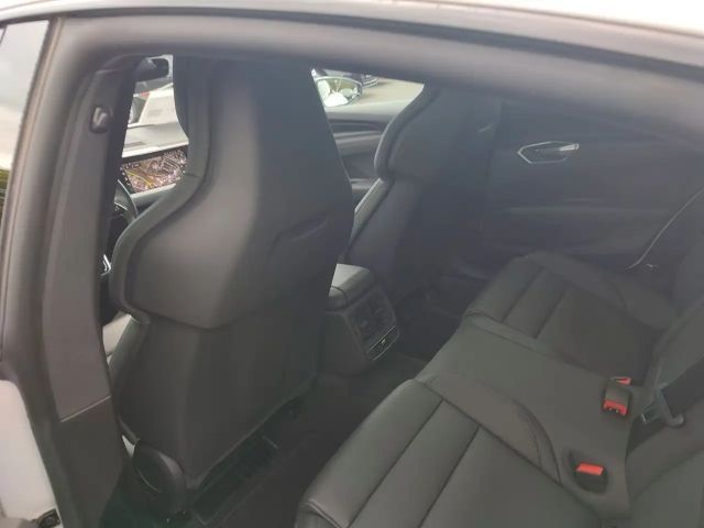 Audi e-tron GT *Navi*LED*Alu*HUD*PDC*Pano*Kame