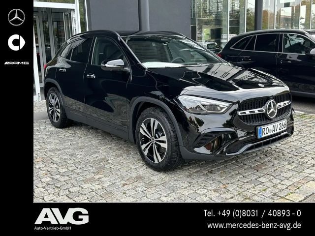 Mercedes-Benz GLA 200 Progressive