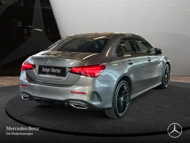 Mercedes-Benz A 250 A 250 e AMG Line