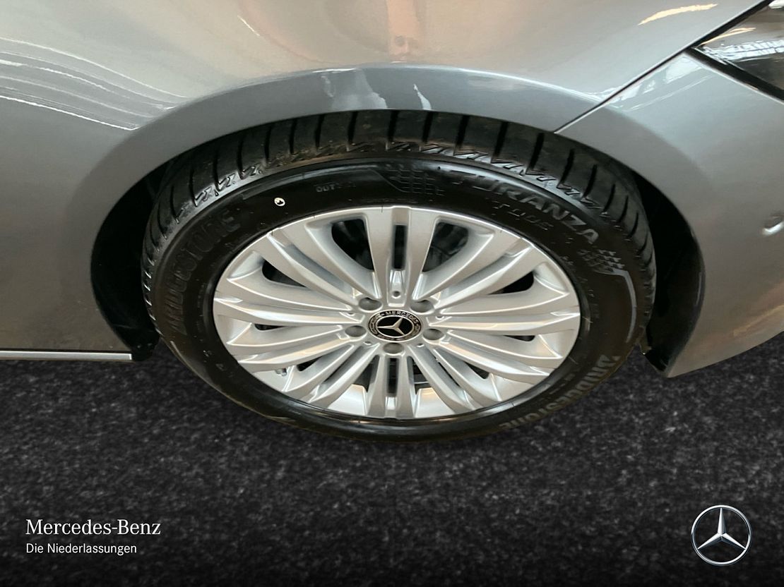 Mercedes-Benz C 180 AVANTGARDE Sedan