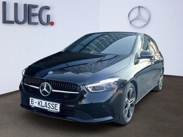 Mercedes-Benz B 200 Progressive Sedan