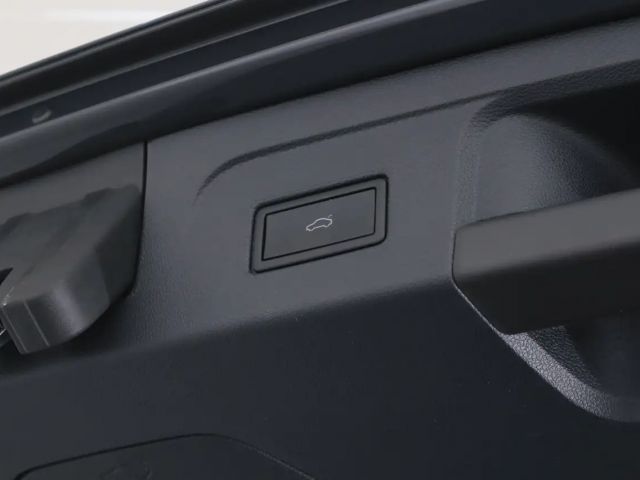 Volkswagen Touran DSG R-Line