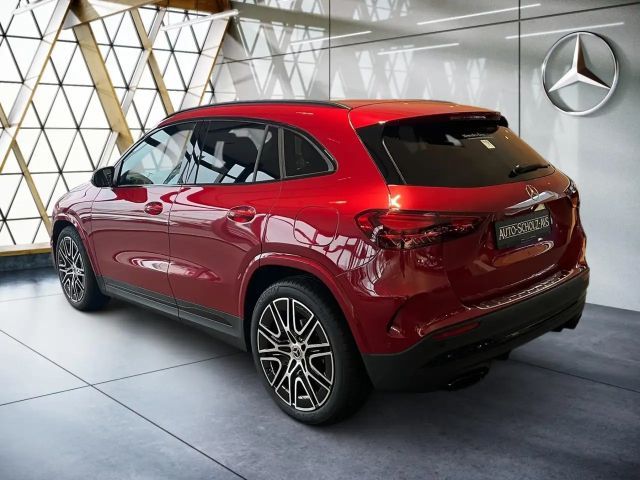 Mercedes-Benz GLA 200 AMG Line