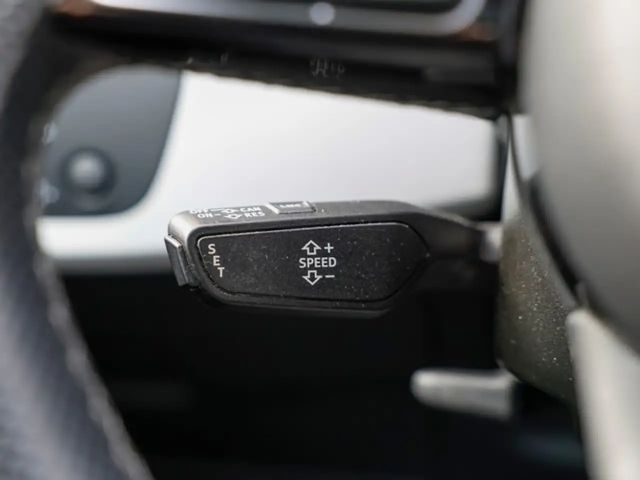 Audi A4 35 TFSI Avant S-Line