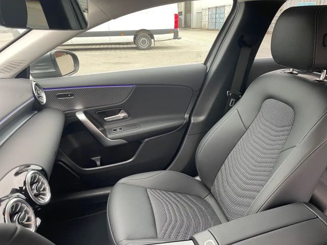 Mercedes-Benz A 180 Hatchback