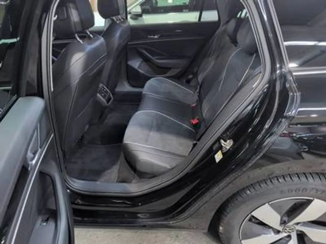 Volkswagen Passat 1.5 eTSI Business DSG