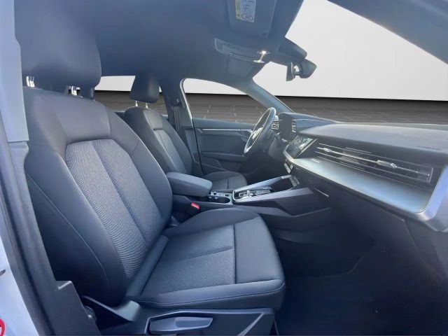 Audi A3 40 TFSI Hybride Sedan