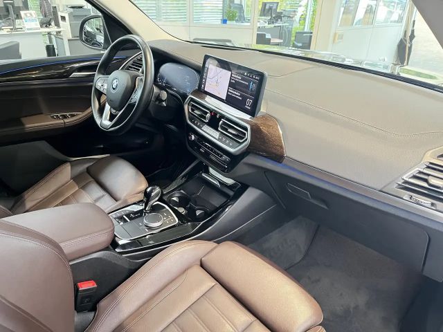 BMW X3 xDrive30e
