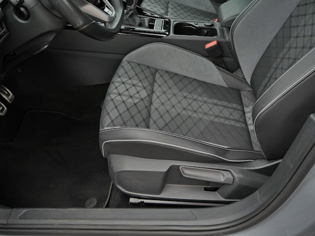 Volkswagen Golf 1.5 TSI R-Line Variant