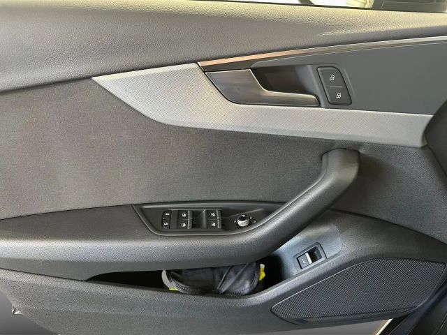 Audi A4 35 TDI Sedan