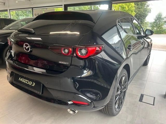 Mazda 3 Exclusive-line