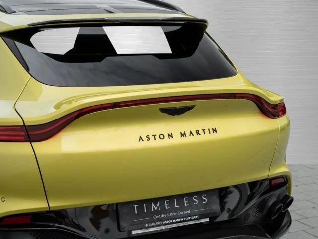 Aston Martin DBX 707