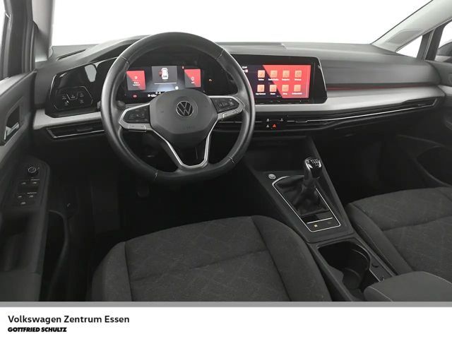 Volkswagen Golf Life Variant