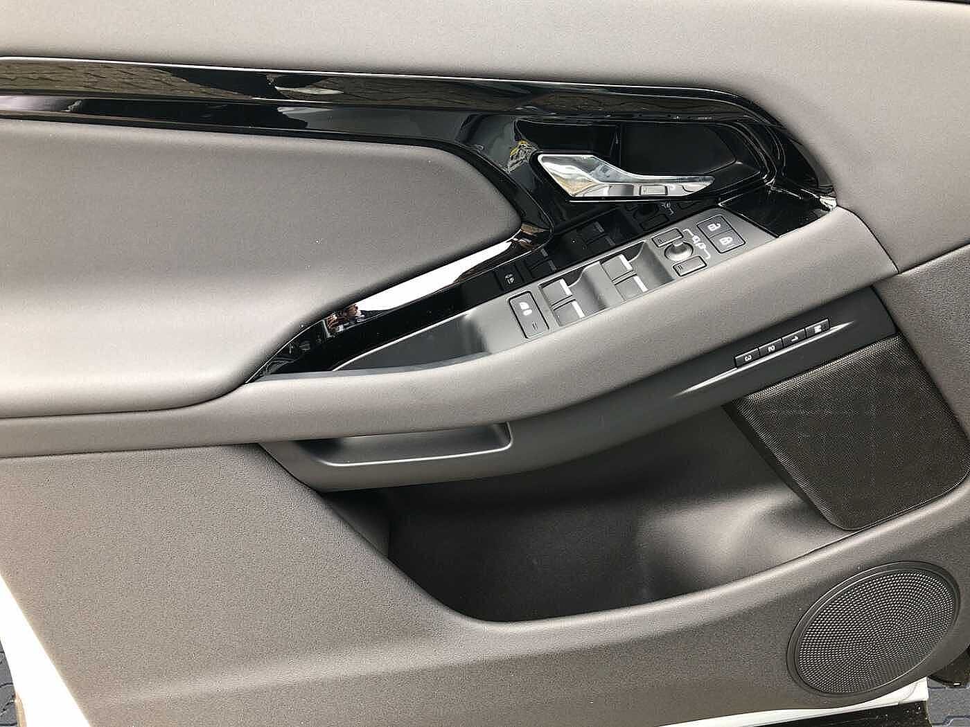 Land Rover Range Rover Evoque Dynamic SE