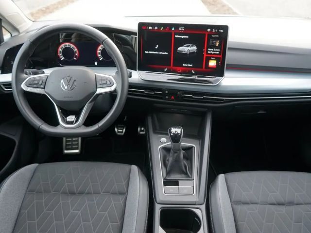 Volkswagen Golf 1.5 TSI Golf VIII IQ.Drive