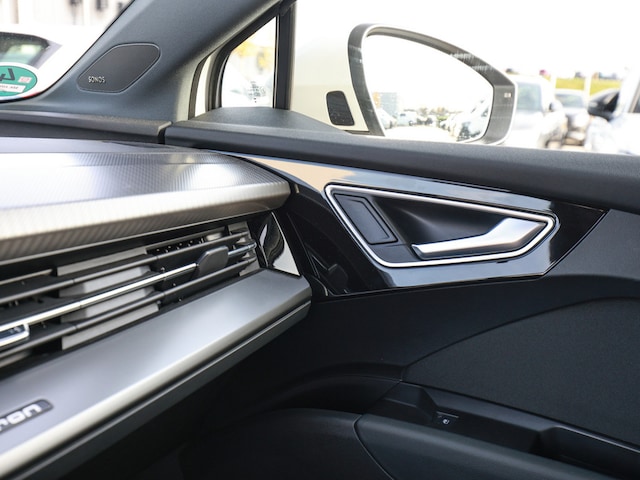 Audi Q4 e-tron SUV 45 e-tron Audi Q4 e-tron