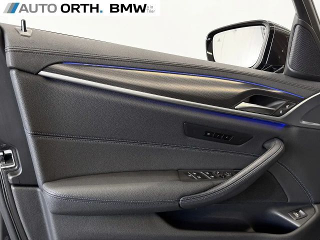 BMW 540 540d M-Sport Touring xDrive